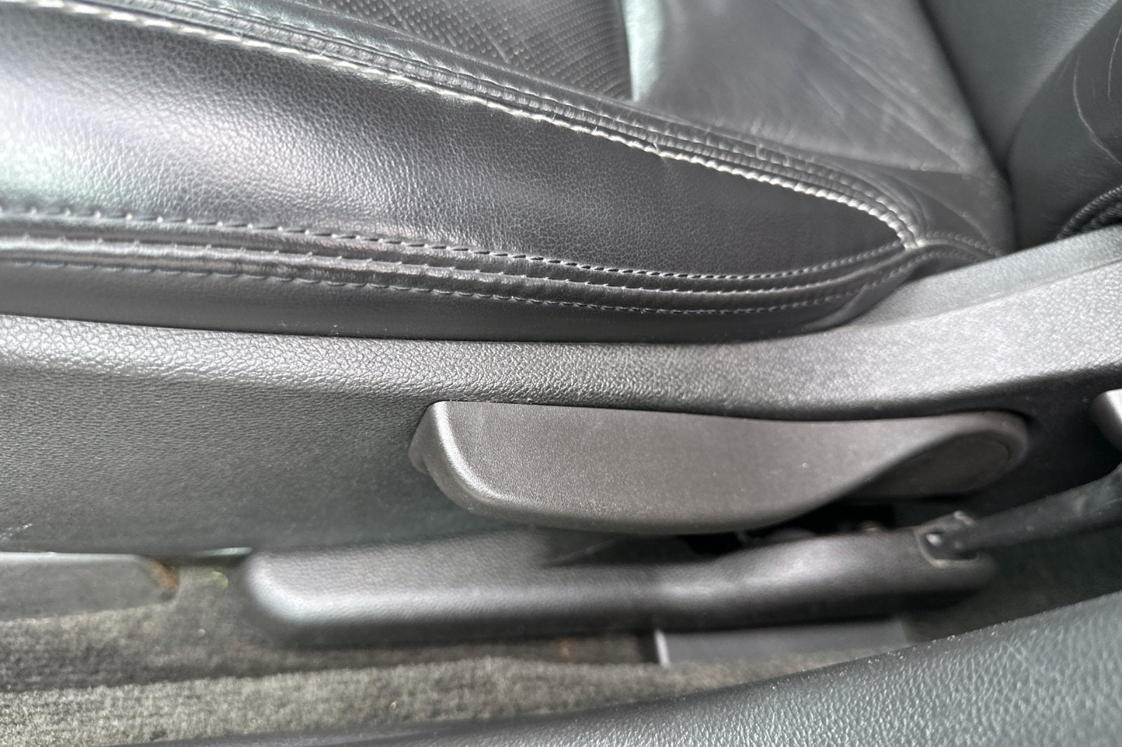 2011 Chevrolet Volt Base