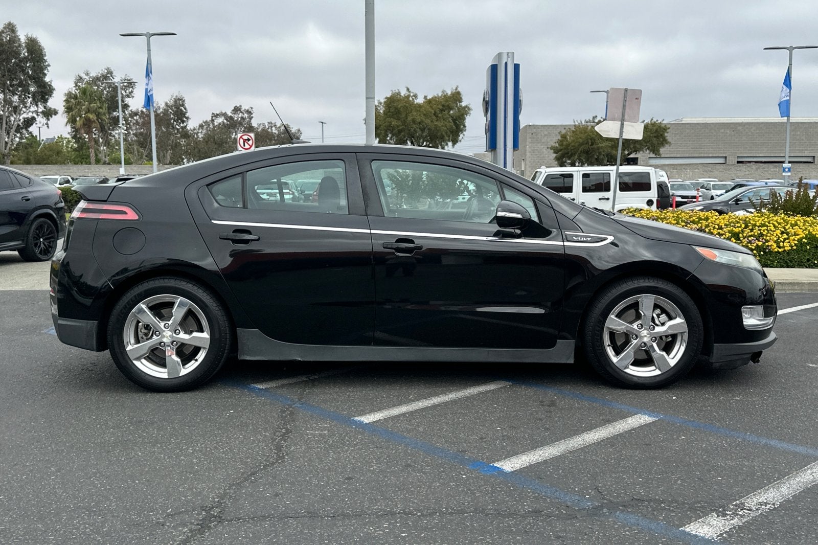 2011 Chevrolet Volt Base