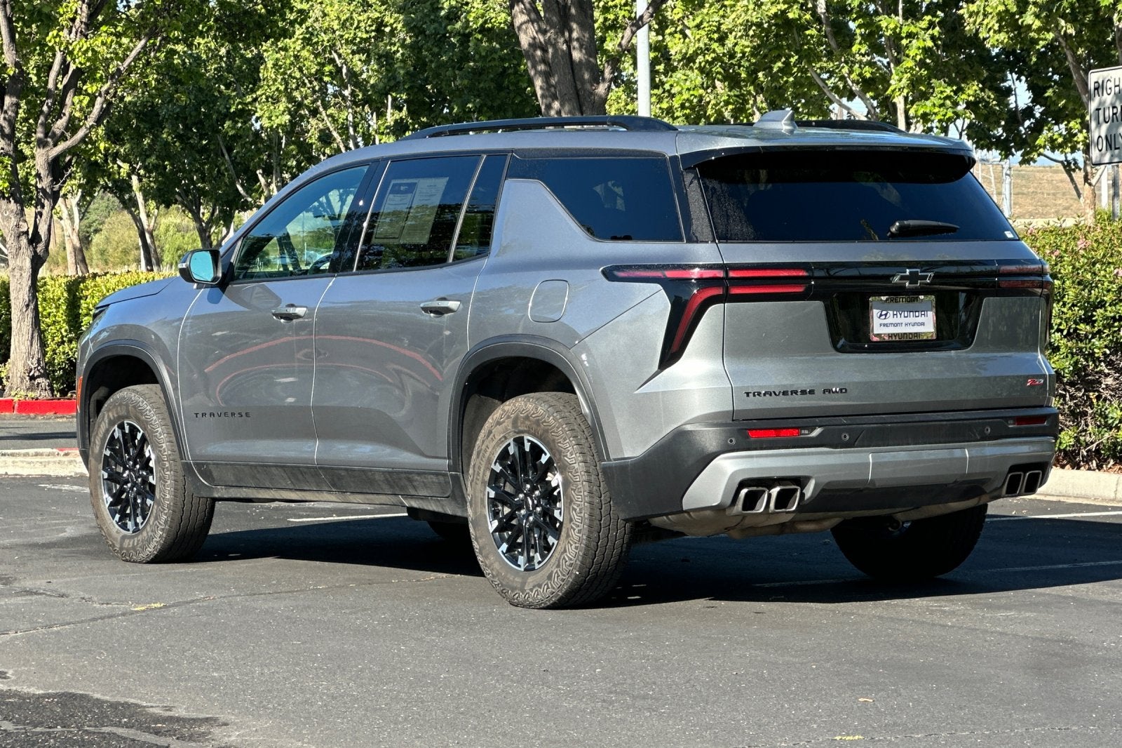 2025 Chevrolet Traverse Z71