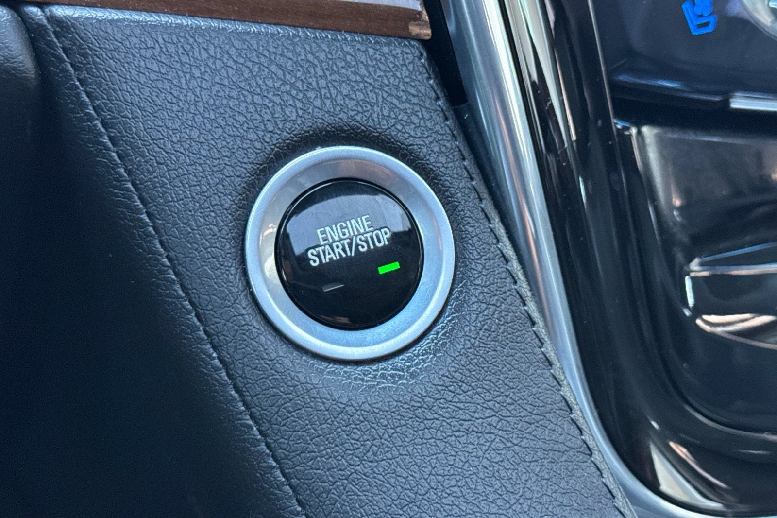 2018 Cadillac Escalade ESV Premium