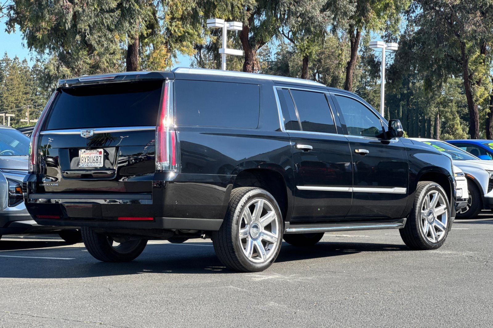 2018 Cadillac Escalade ESV Premium