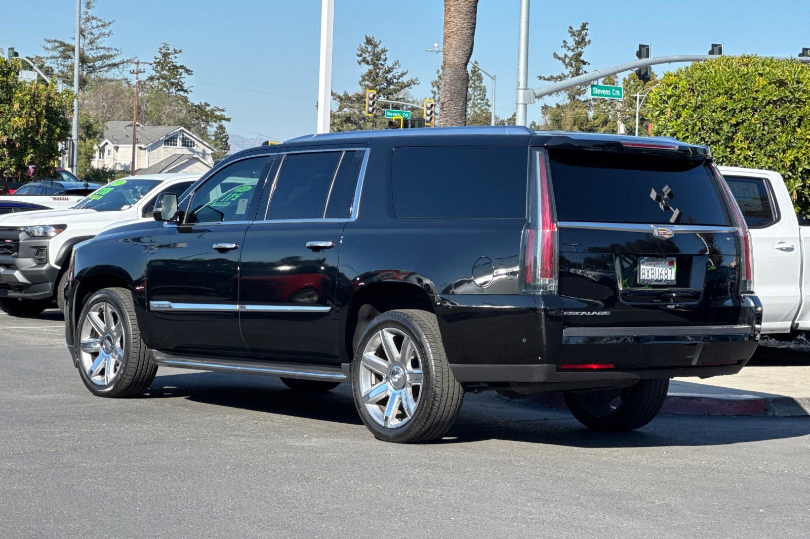 2018 Cadillac Escalade ESV Premium