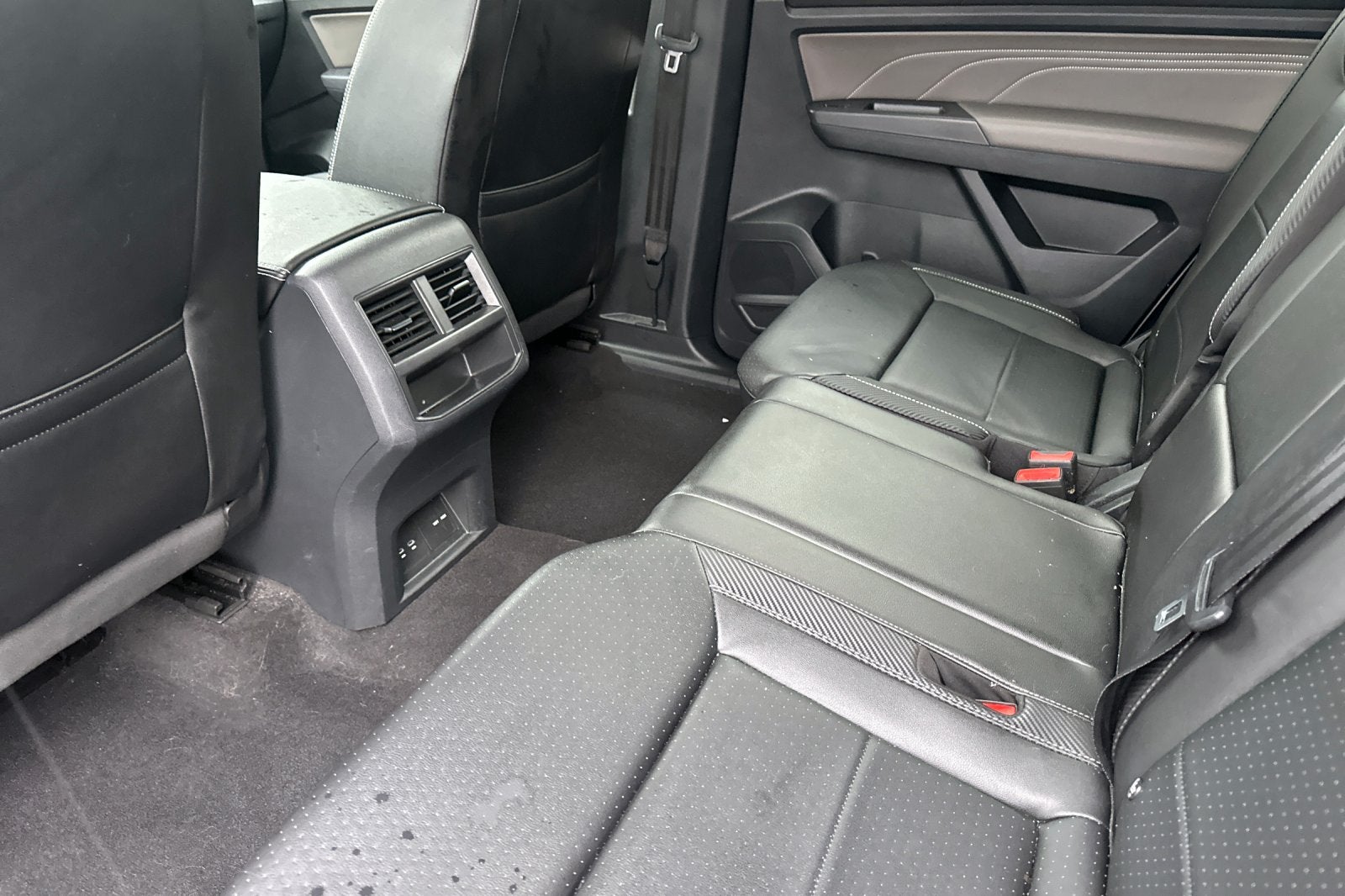 2021 Volkswagen Atlas Cross Sport 2.0T SE w/Technology