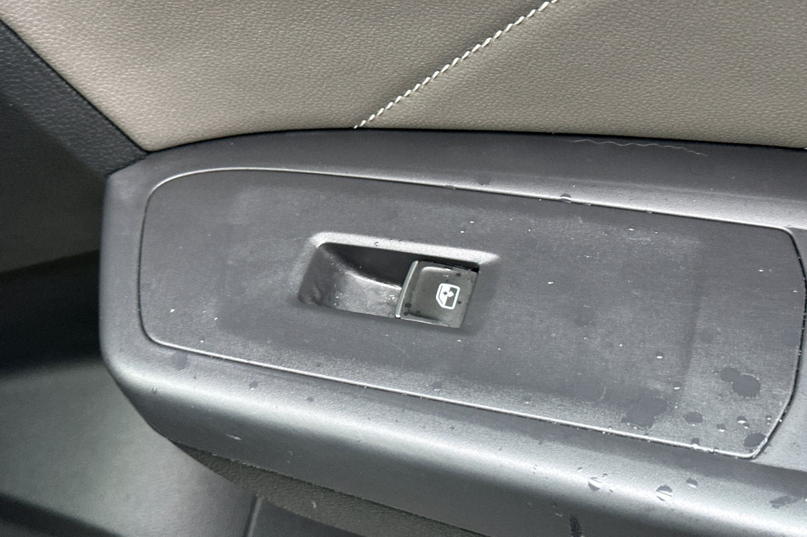 2021 Volkswagen Atlas Cross Sport 2.0T SE w/Technology