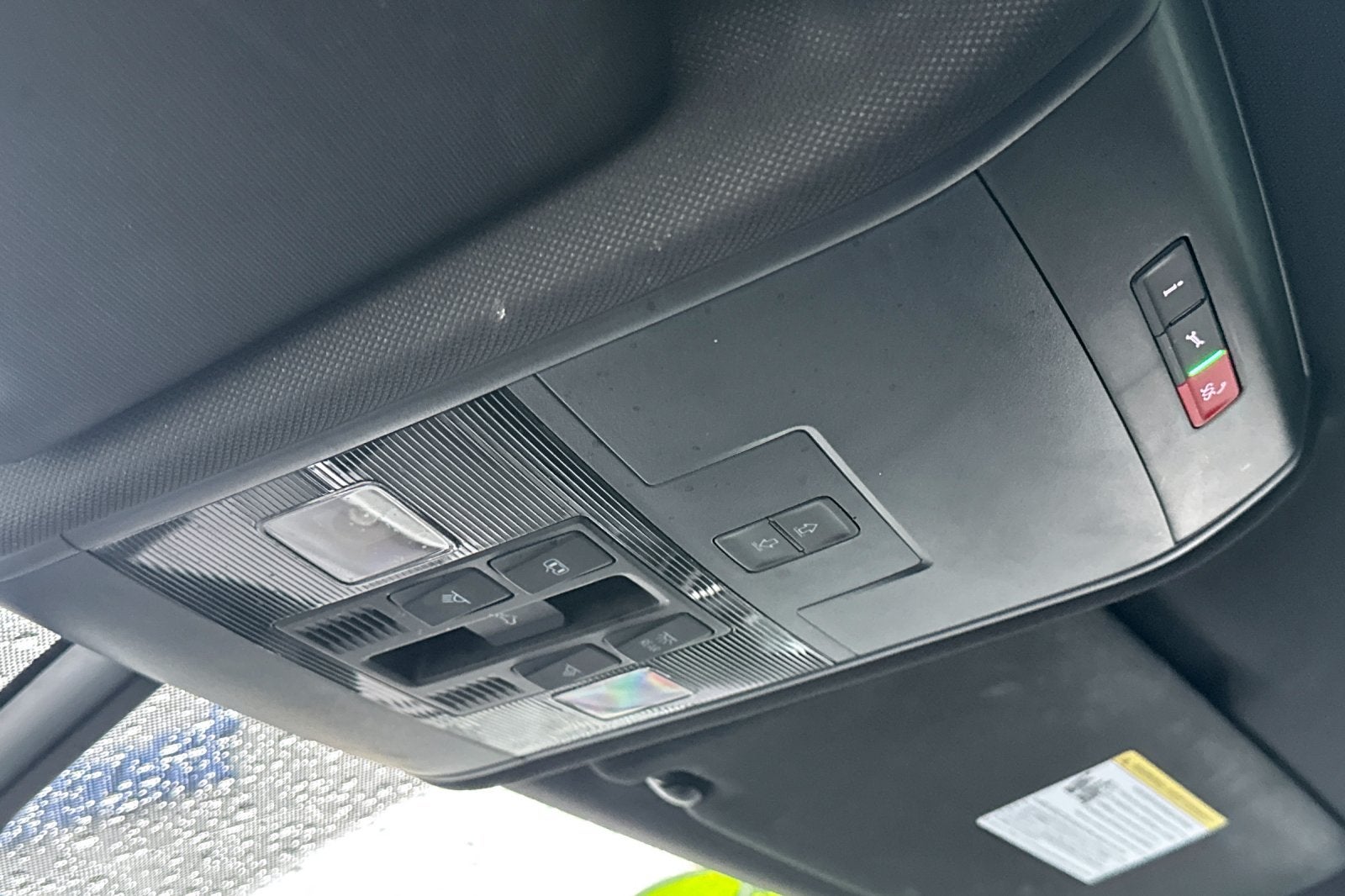 2021 Volkswagen Atlas Cross Sport 2.0T SE w/Technology