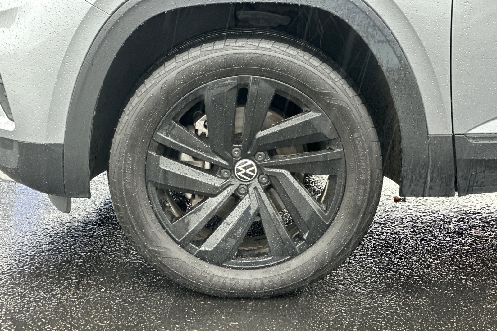 2021 Volkswagen Atlas Cross Sport 2.0T SE w/Technology