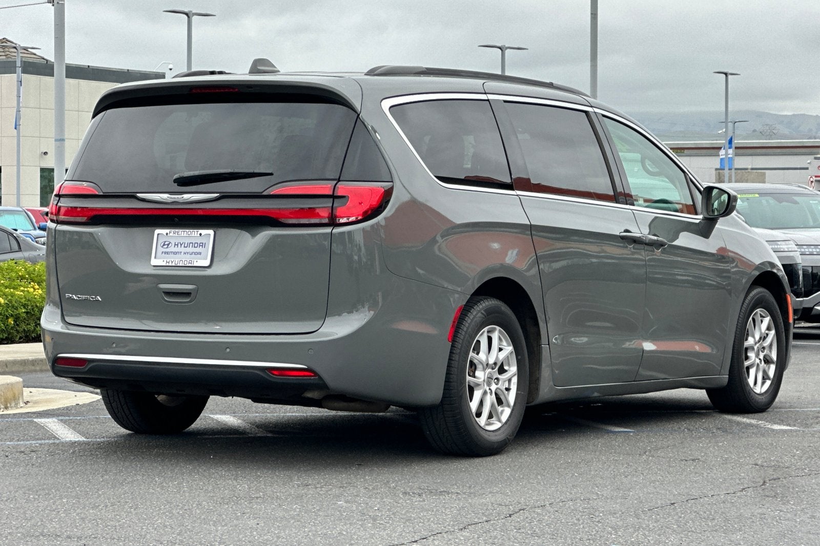 2022 Chrysler Pacifica Touring L