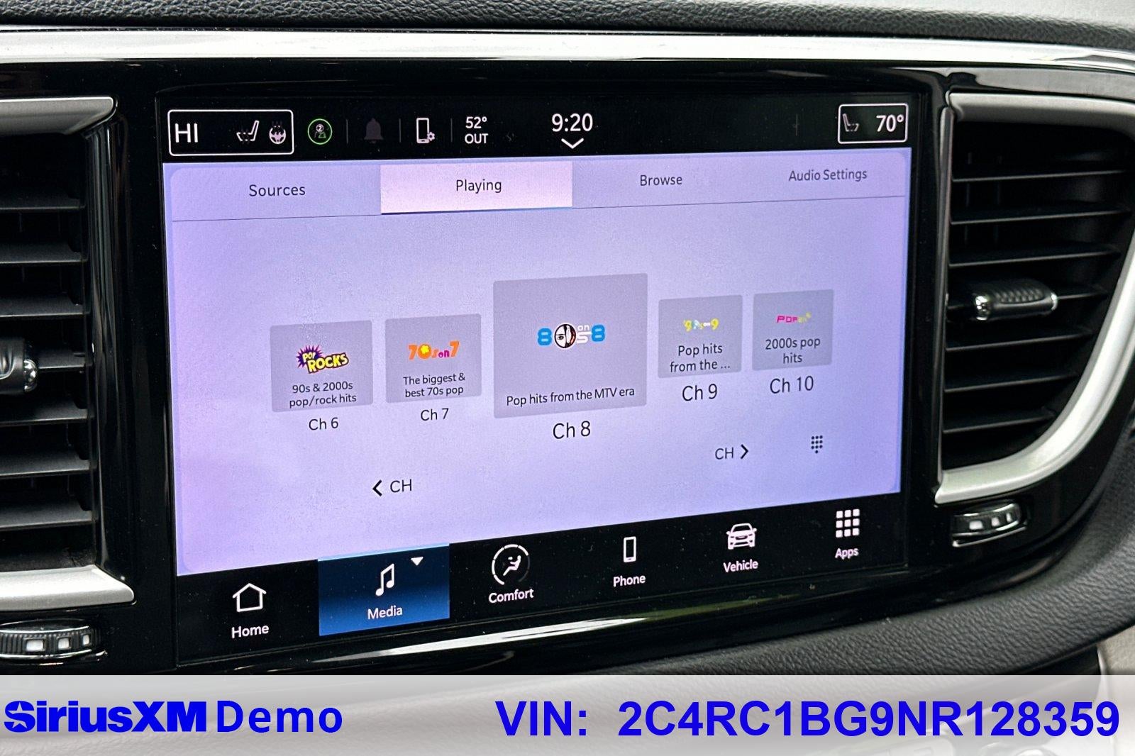 2022 Chrysler Pacifica Touring L