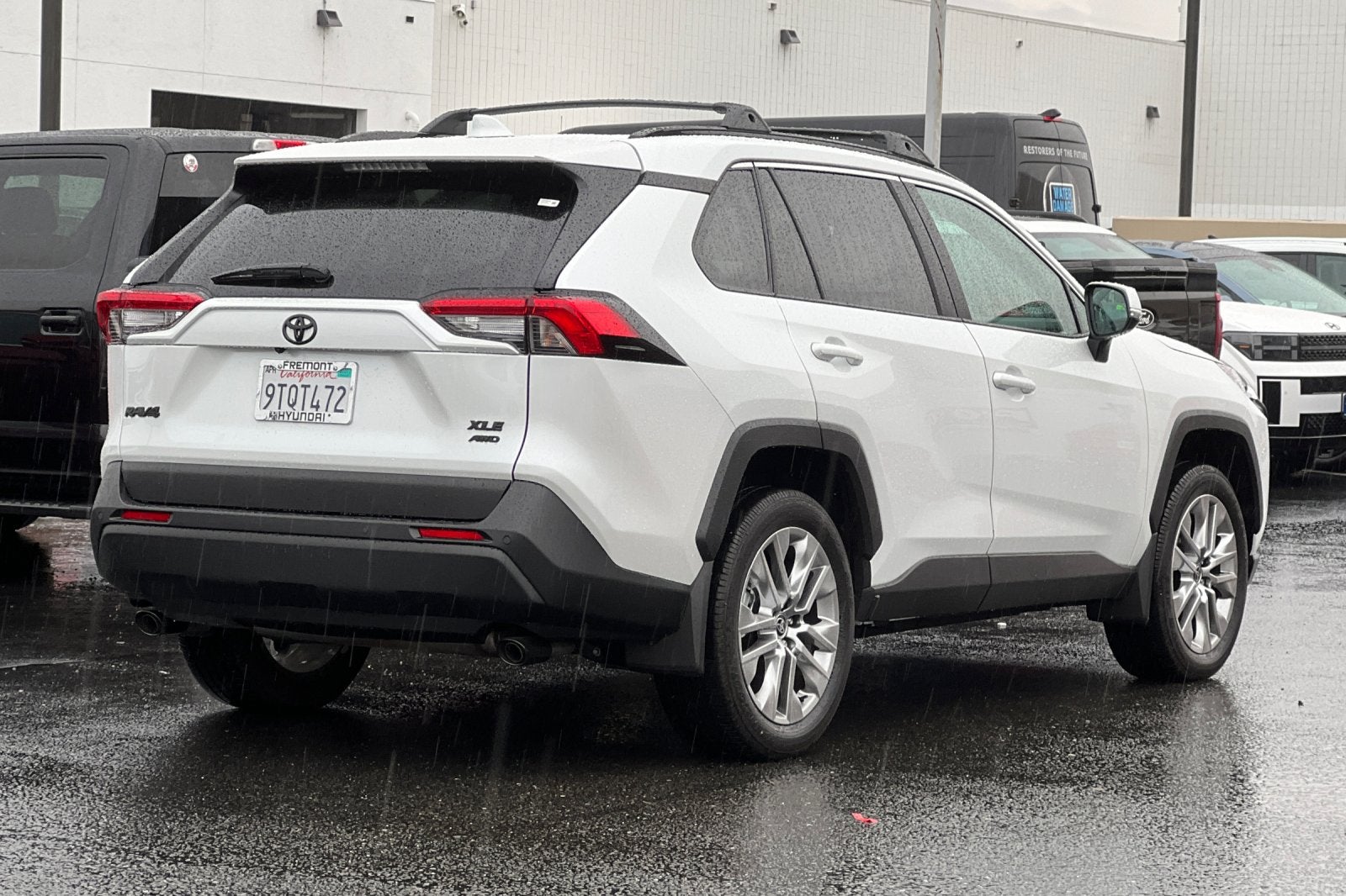 2025 Toyota RAV4 XLE Premium