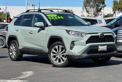 2021 Toyota RAV4 XLE Premium