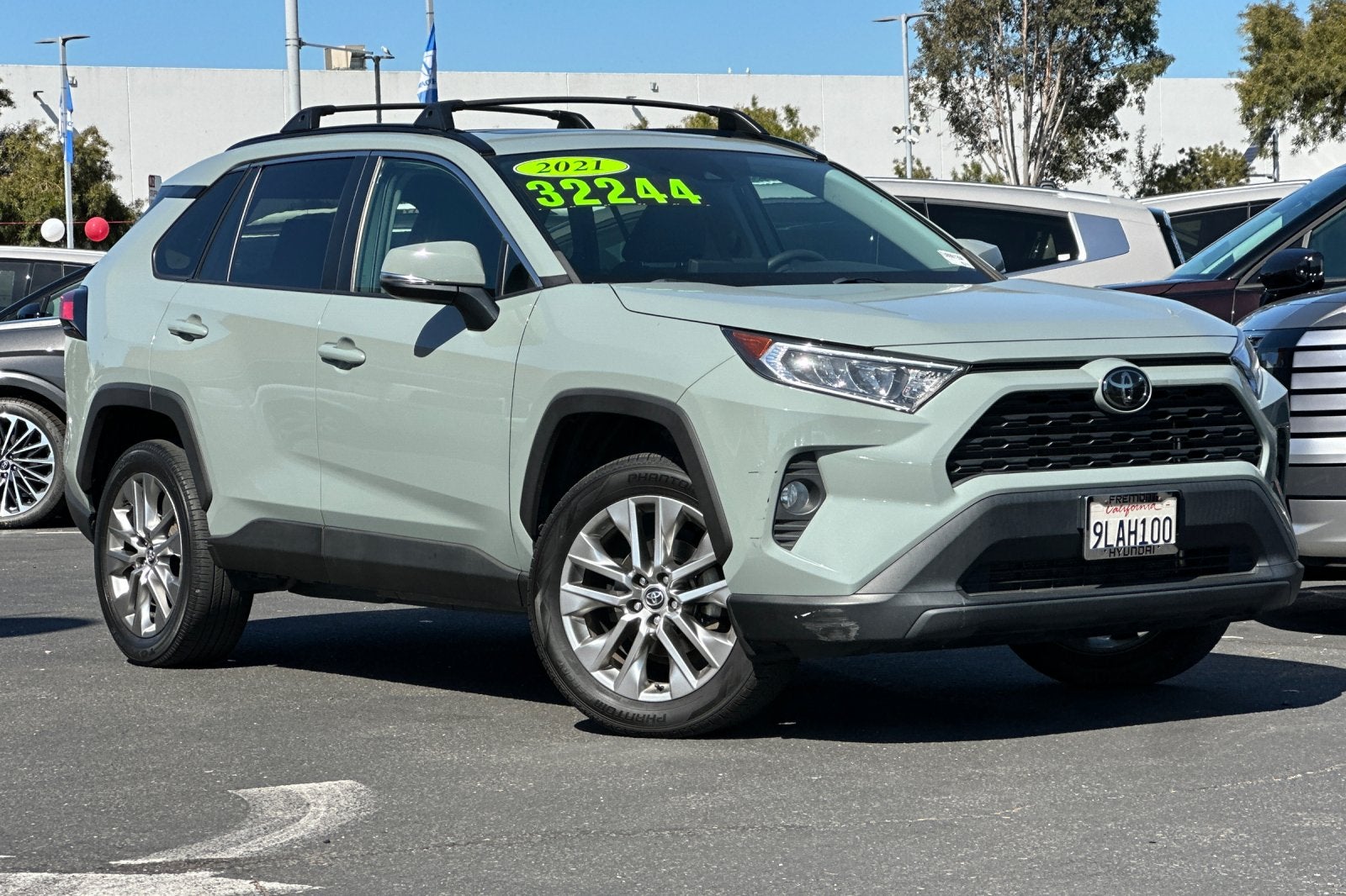 2021 Toyota RAV4 XLE Premium