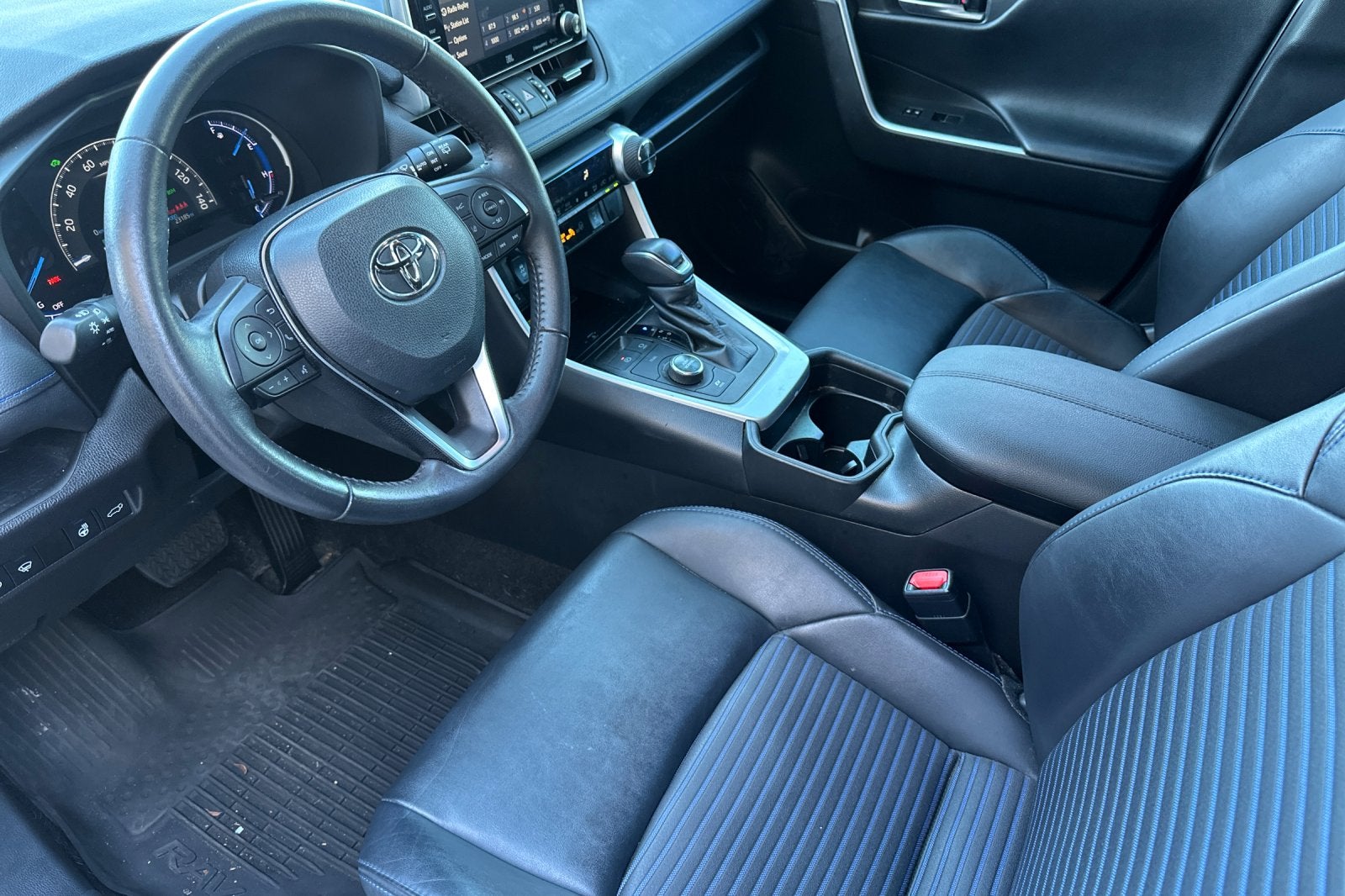 2021 Toyota RAV4 Hybrid XSE