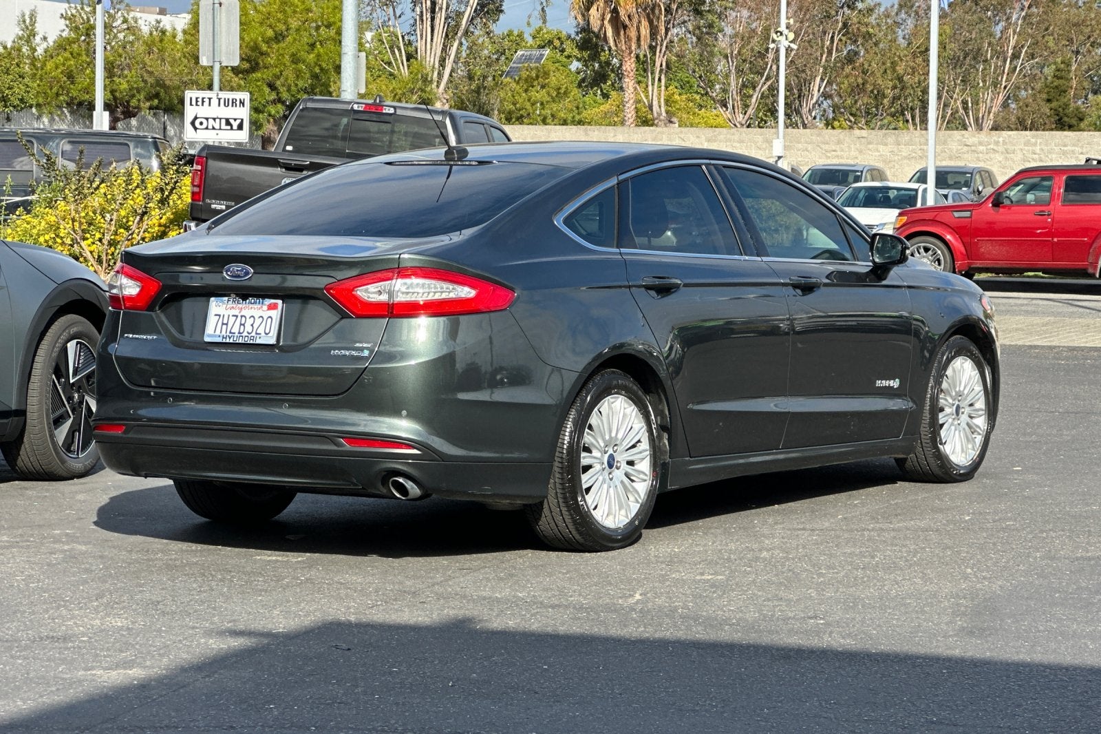 2015 Ford Fusion Hybrid SE