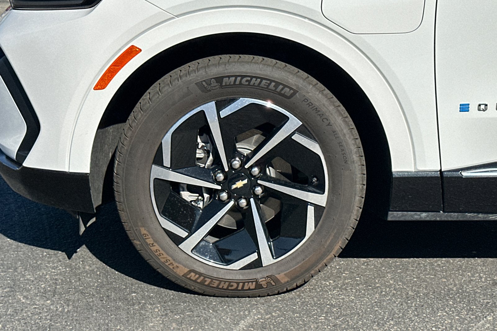 2024 Chevrolet Equinox EV LT