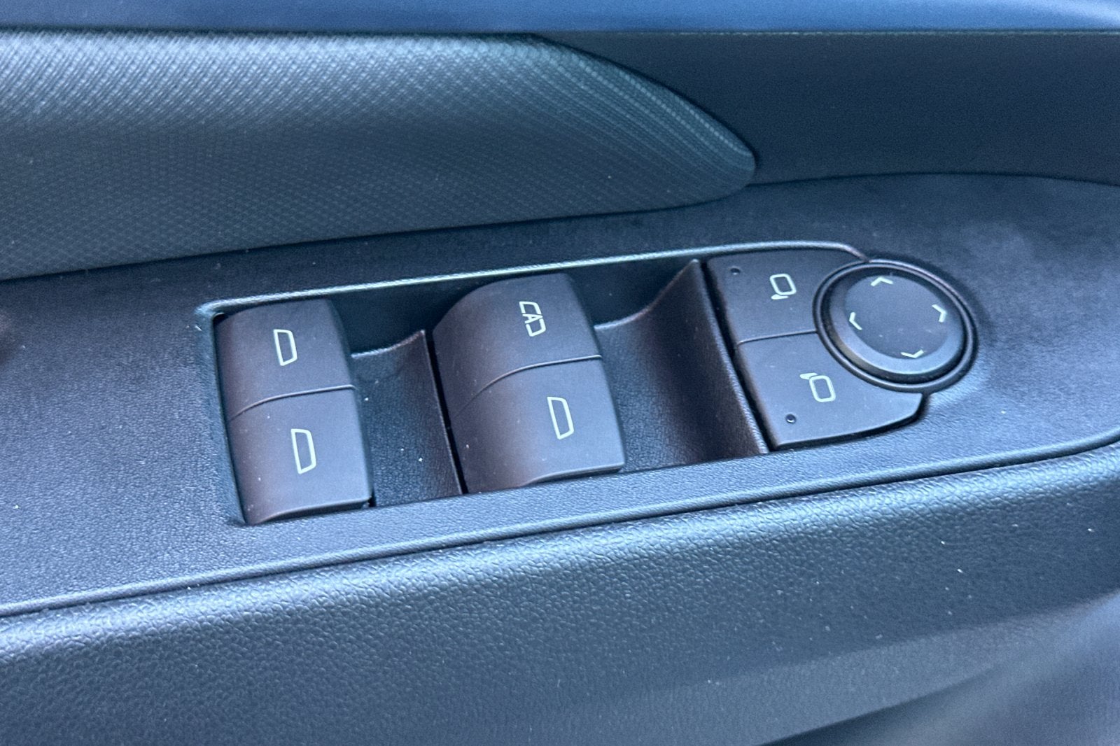 2024 Chevrolet Equinox EV LT
