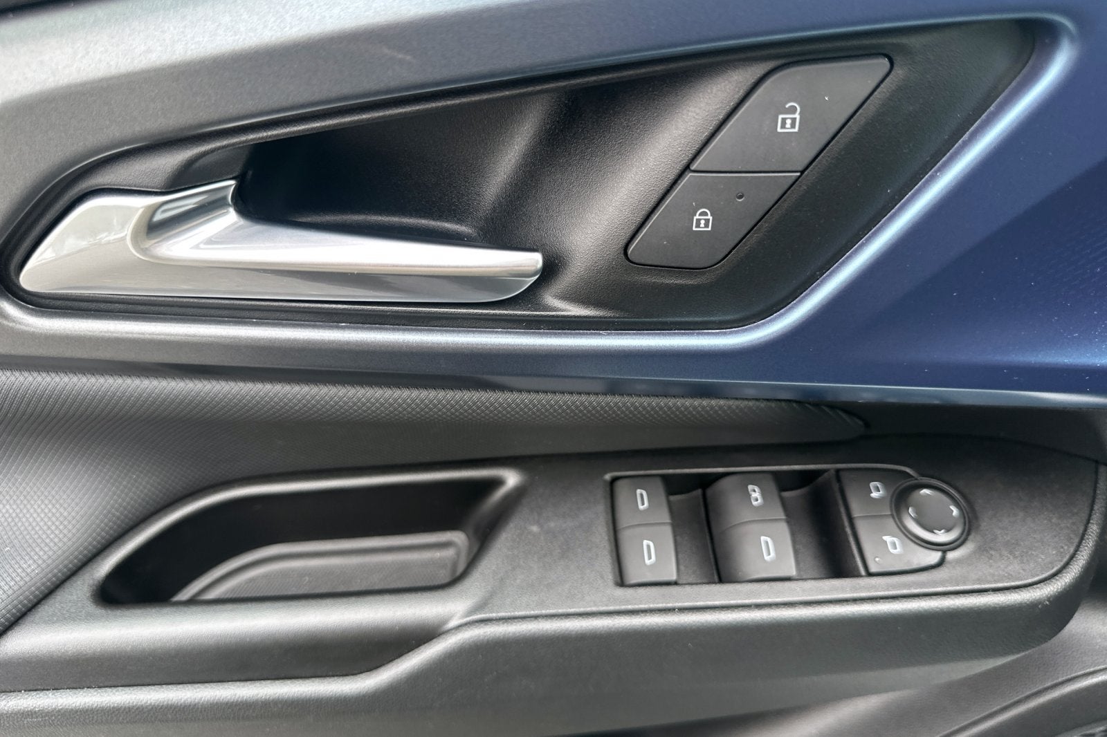 2024 Chevrolet Equinox EV LT