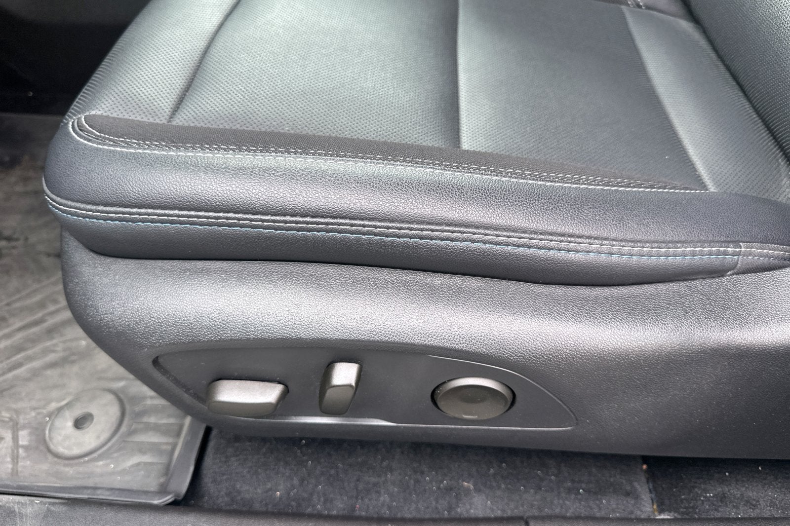 2024 Chevrolet Equinox EV LT