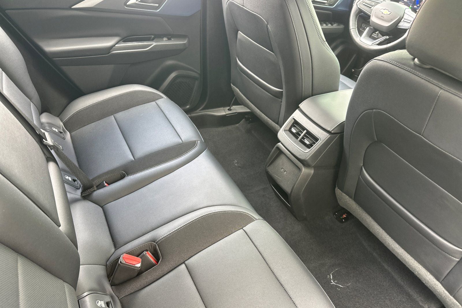 2024 Chevrolet Equinox EV LT