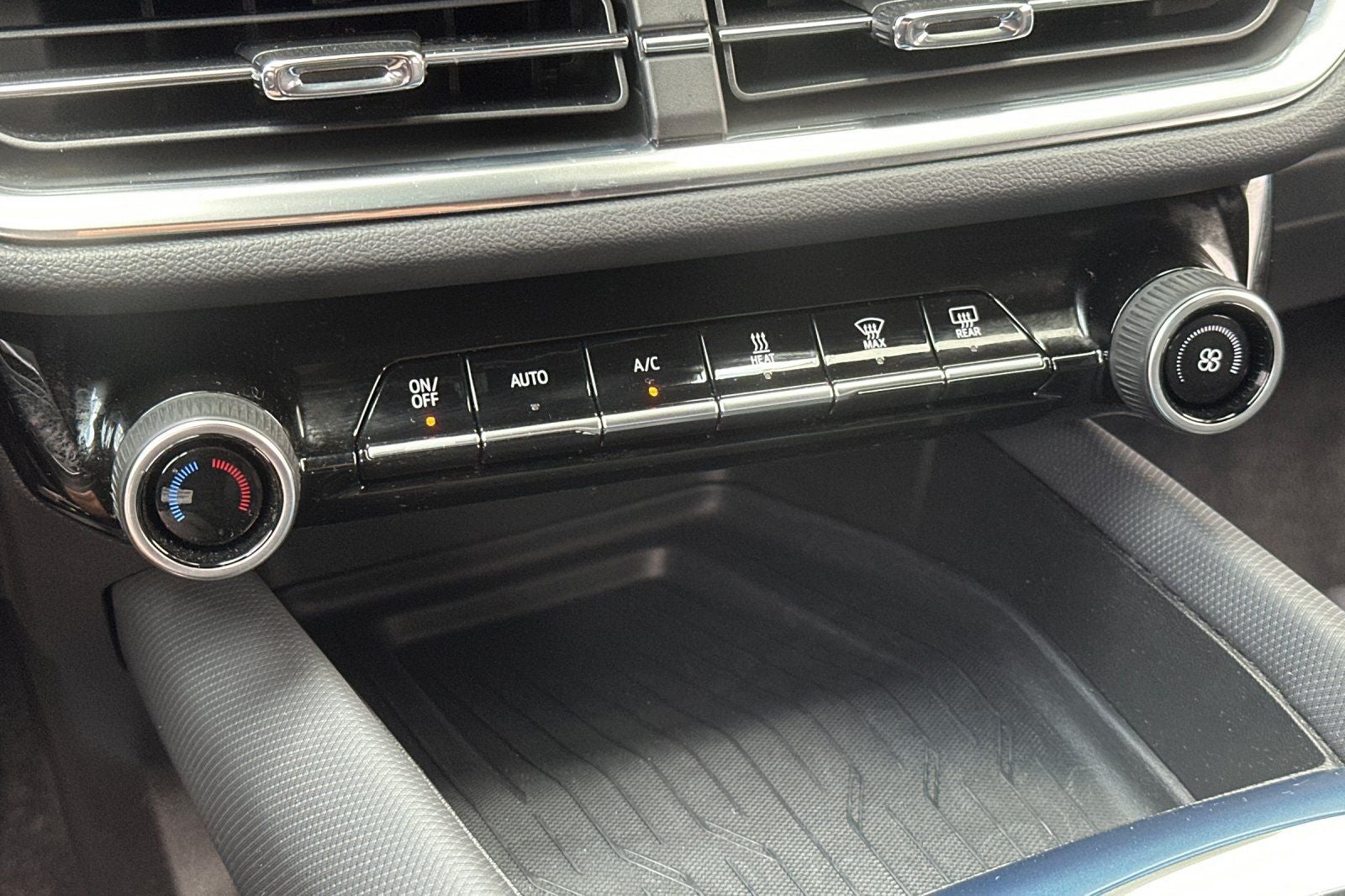 2024 Chevrolet Equinox EV LT