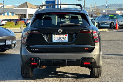 2025 Nissan Kicks SR