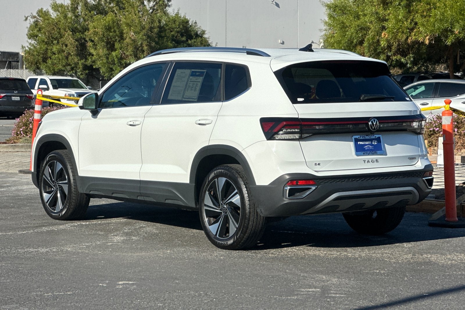 2025 Volkswagen Taos 1.5T SE
