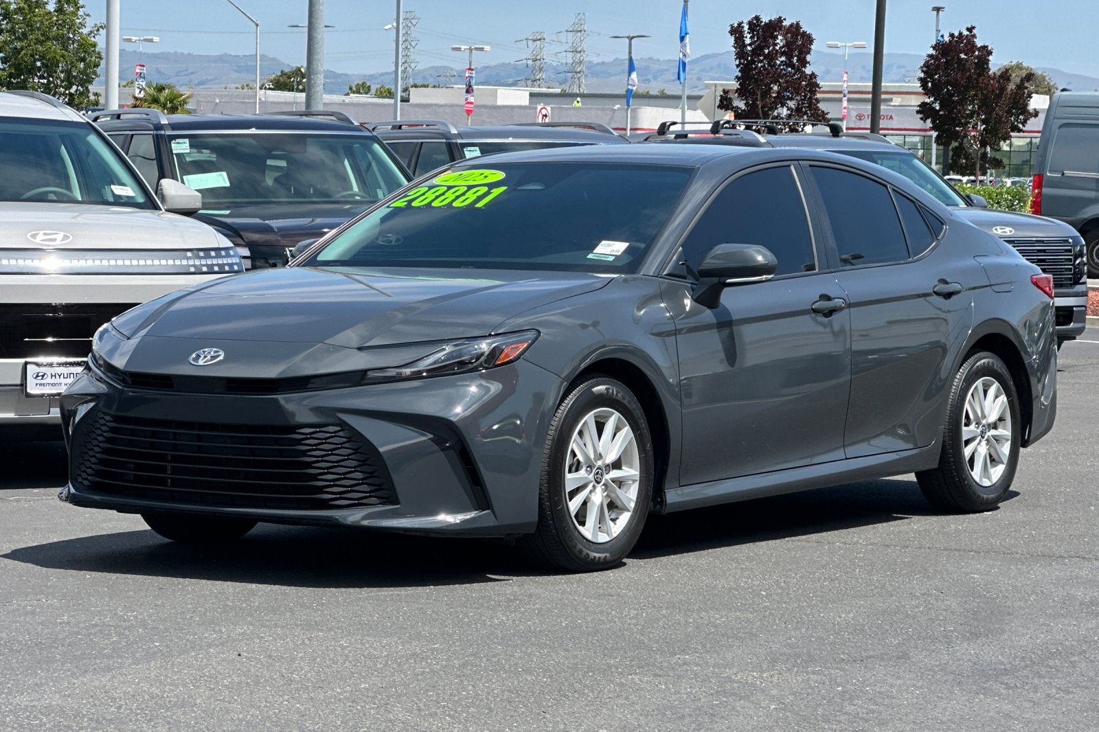 2025 Toyota Camry LE