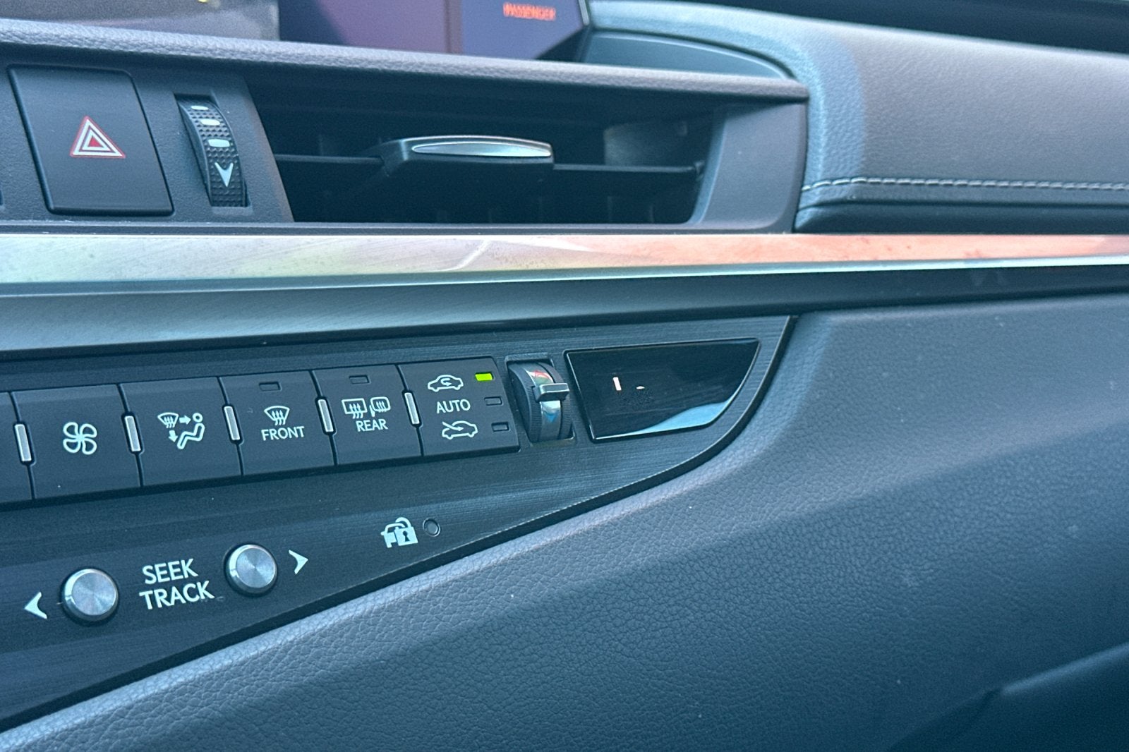 2020 Lexus ES 350 Luxury