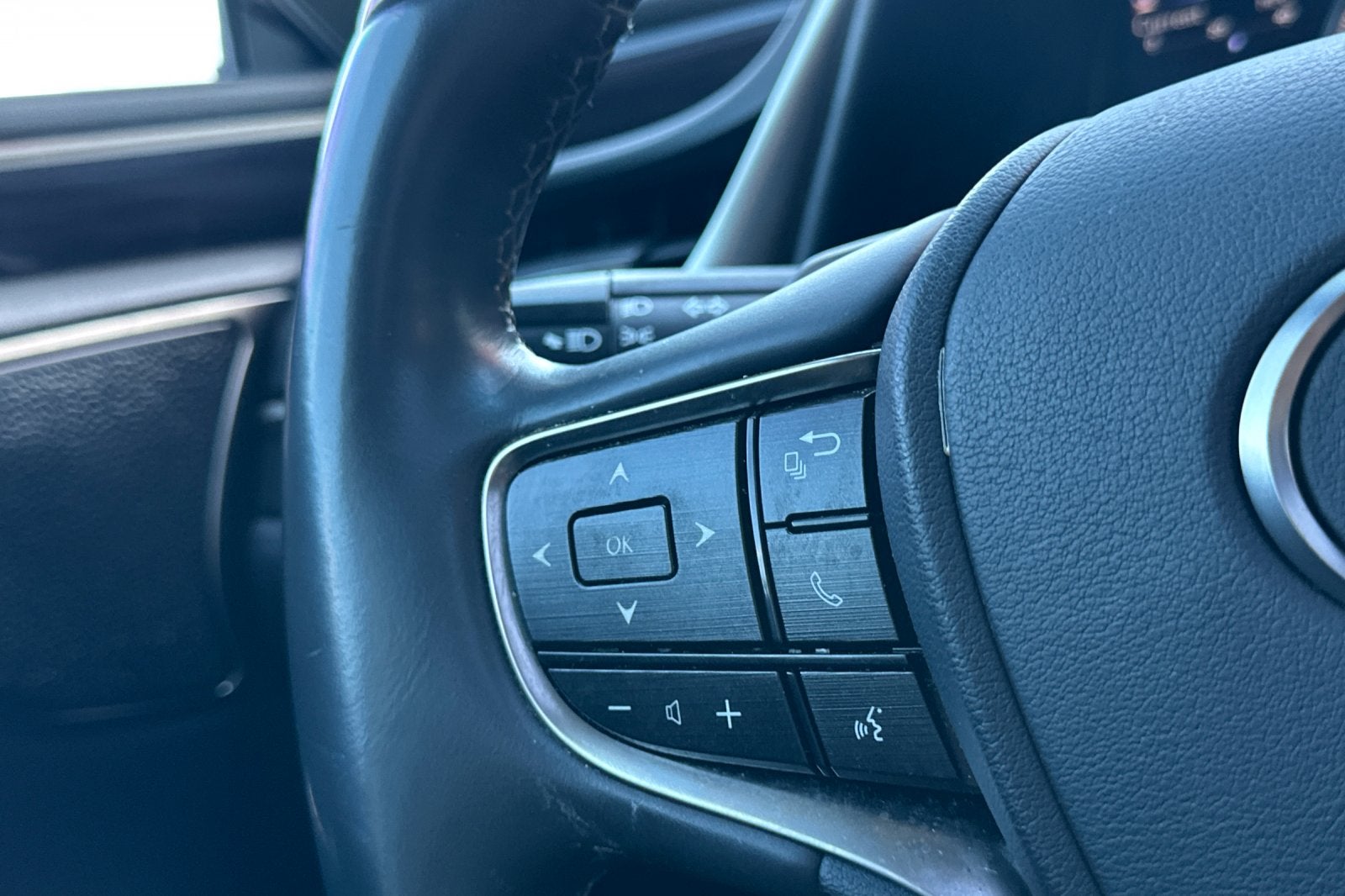 2020 Lexus ES 350 Luxury