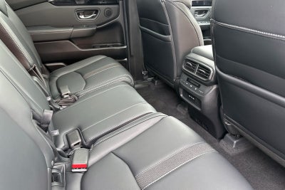 2024 Honda Pilot Touring