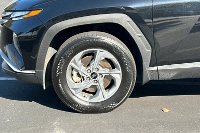 2023 Hyundai TUCSON SE