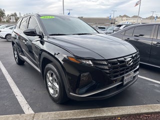2023 Hyundai TUCSON SE
