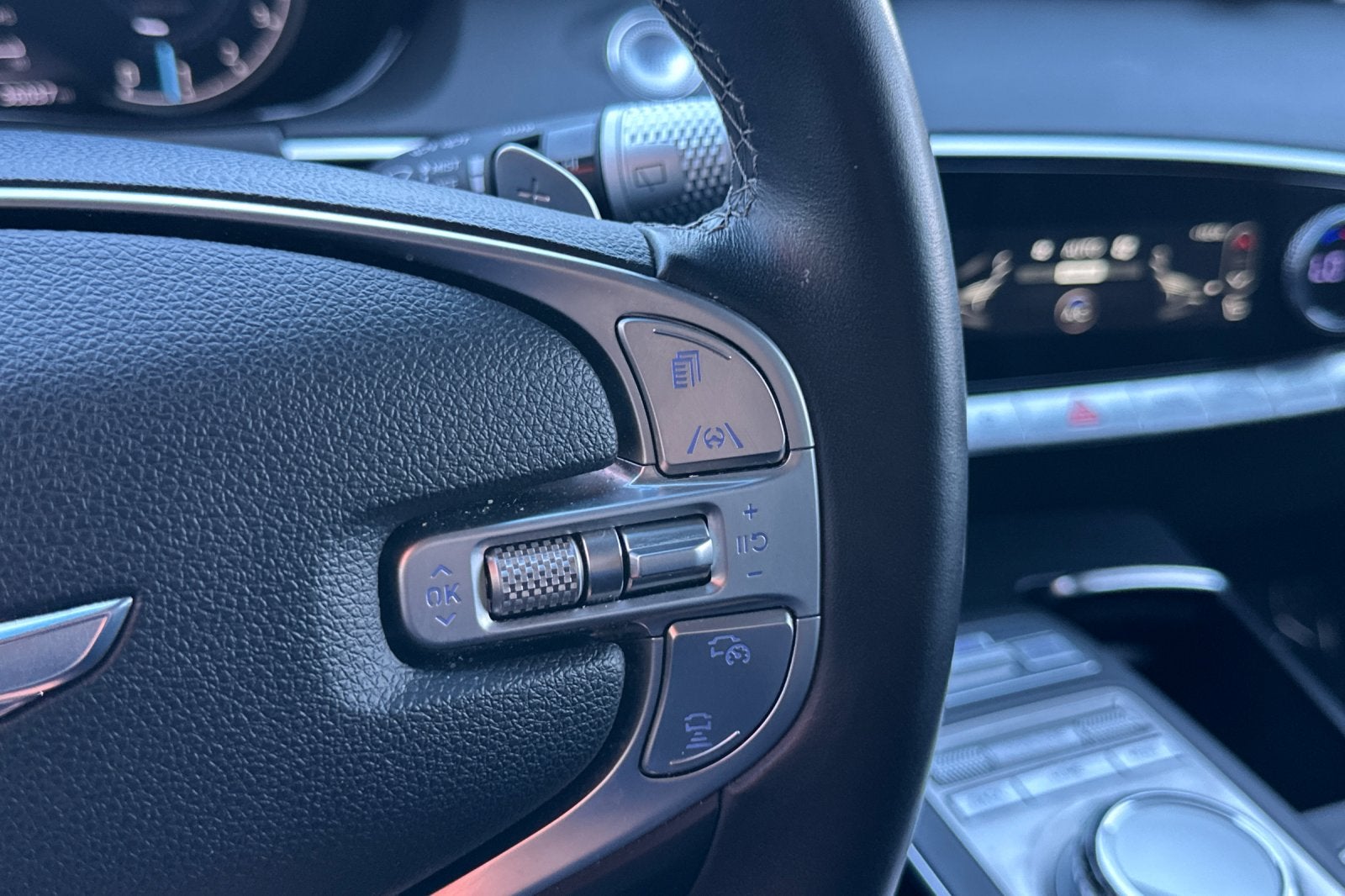 2025 Genesis GV70 2.5T
