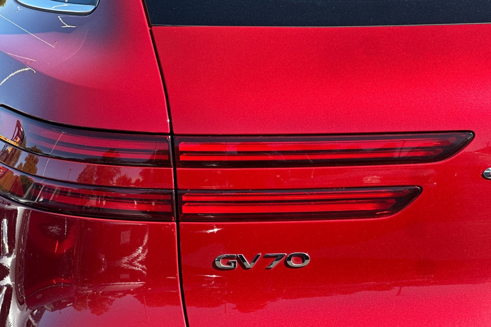2025 Genesis GV70 2.5T