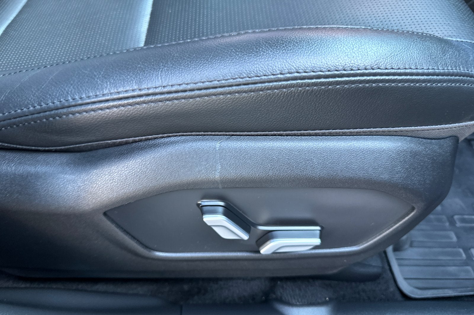 2024 Hyundai SANTA FE HYBRID Limited