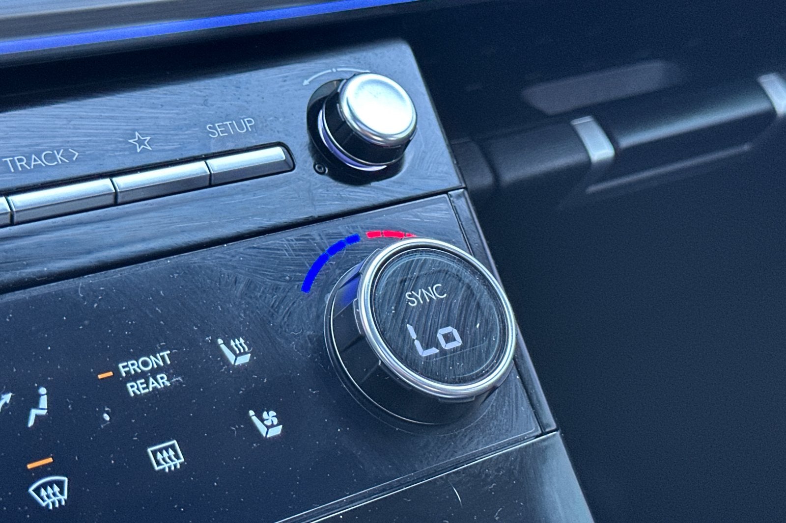 2024 Hyundai SANTA FE HYBRID Limited