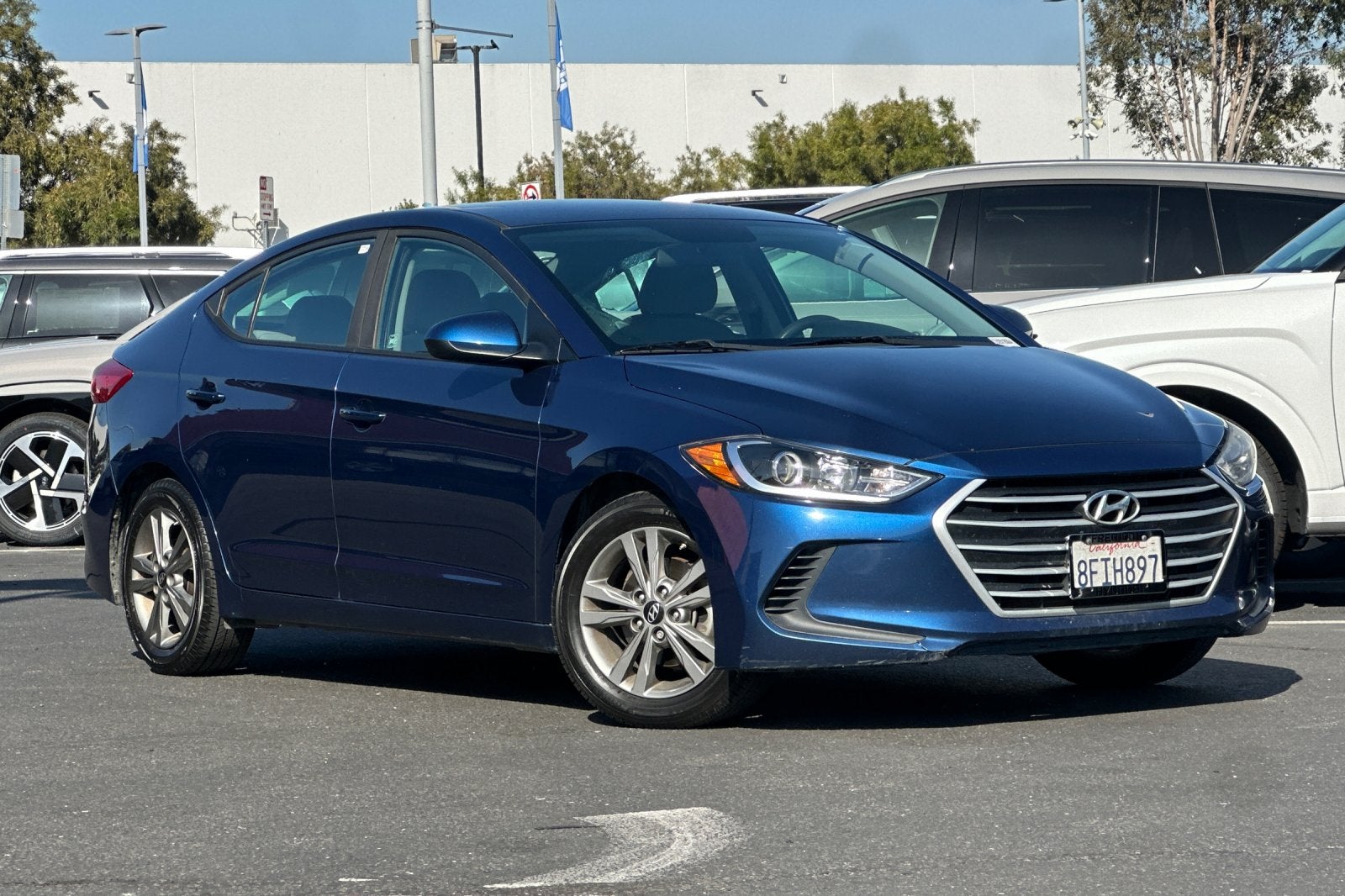 2018 Hyundai Elantra 2.0 SEL A/T SULEZ's photo