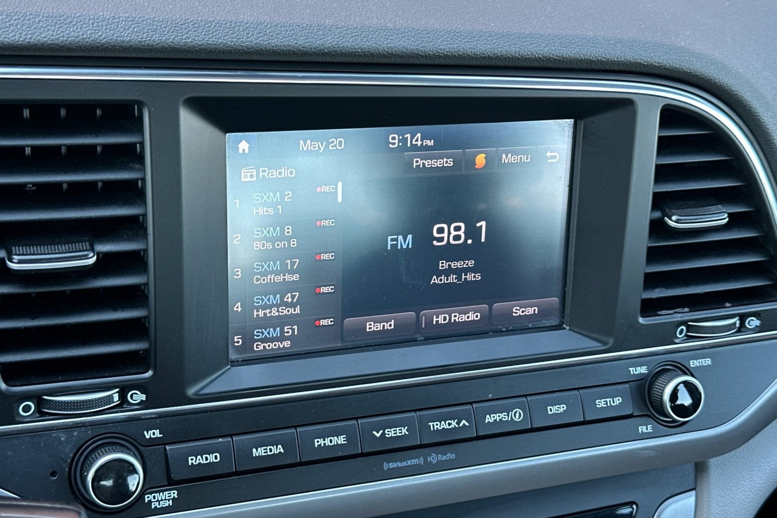 2018 Hyundai ELANTRA SEL