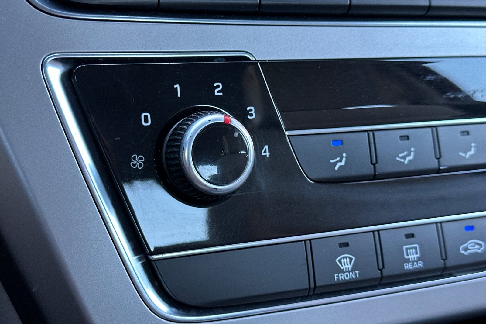 2016 Hyundai SONATA SE