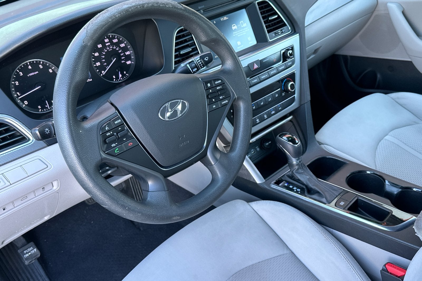 2016 Hyundai SONATA SE