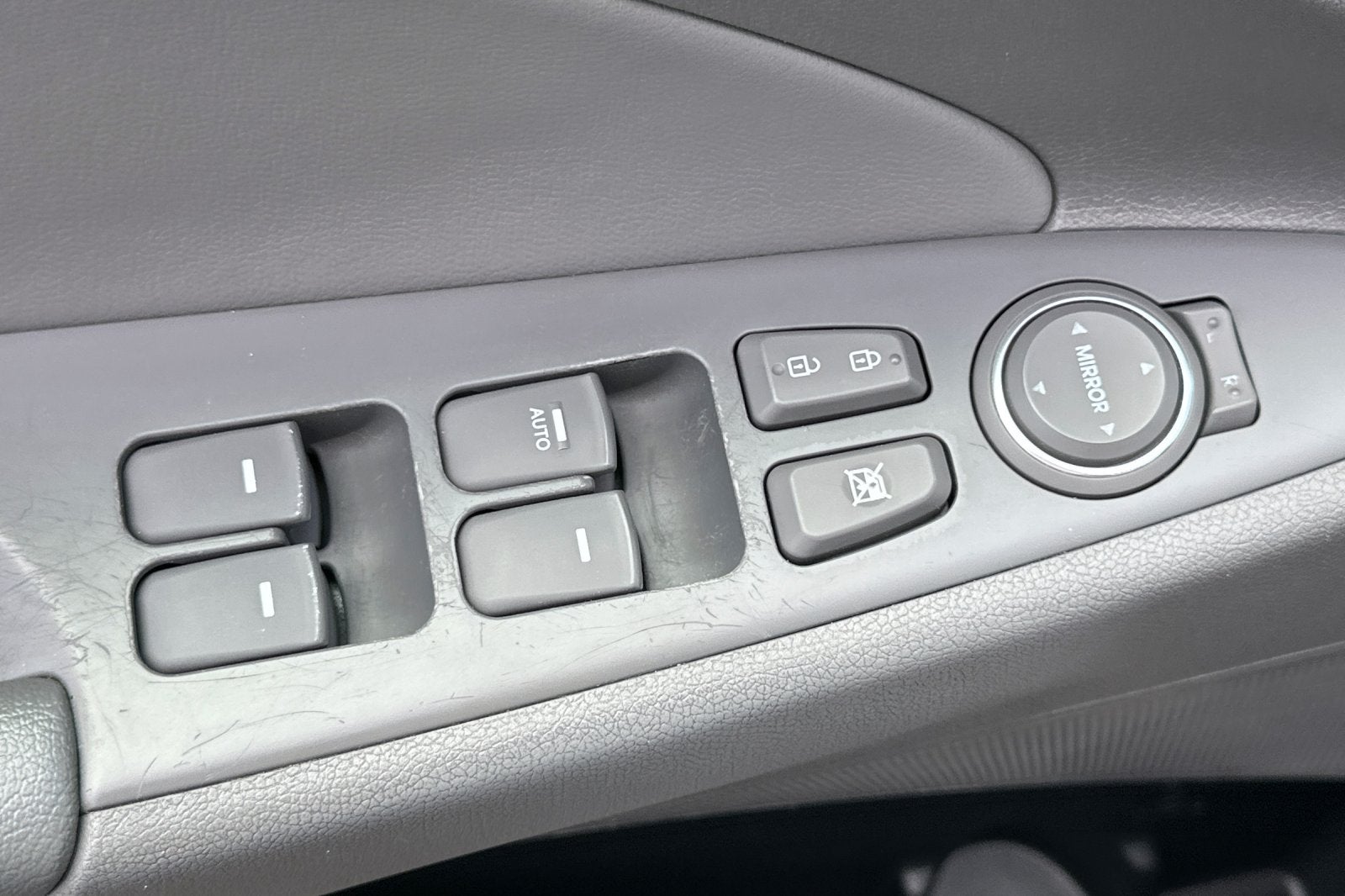 2013 Hyundai SONATA Limited