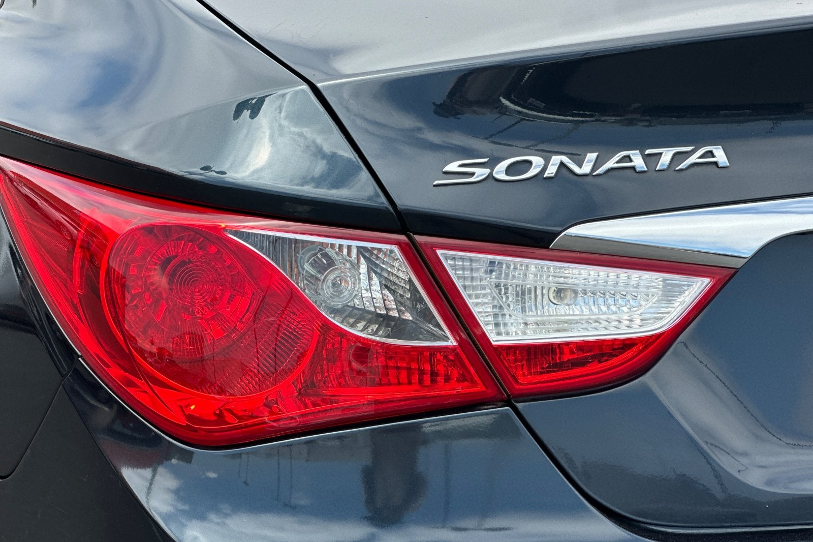 2013 Hyundai SONATA Limited