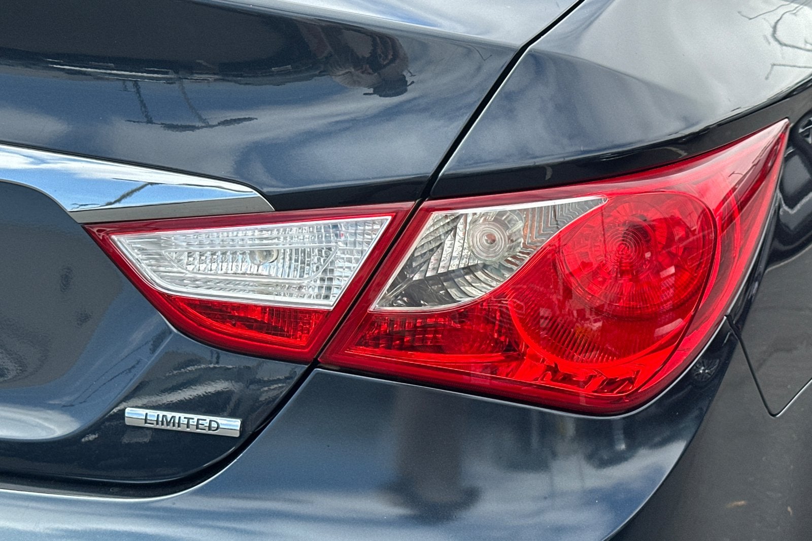 2013 Hyundai SONATA Limited
