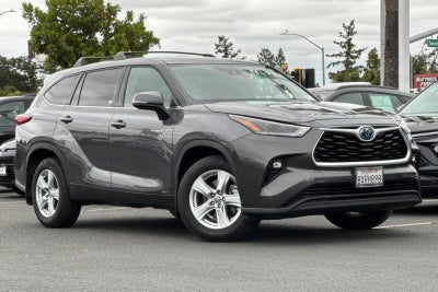 2021 Toyota Highlander Hybrid LE