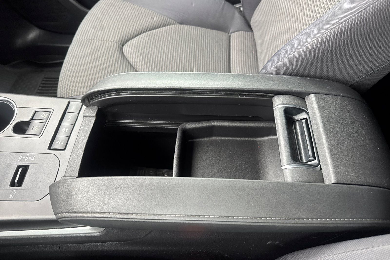 2021 Toyota Highlander Hybrid LE