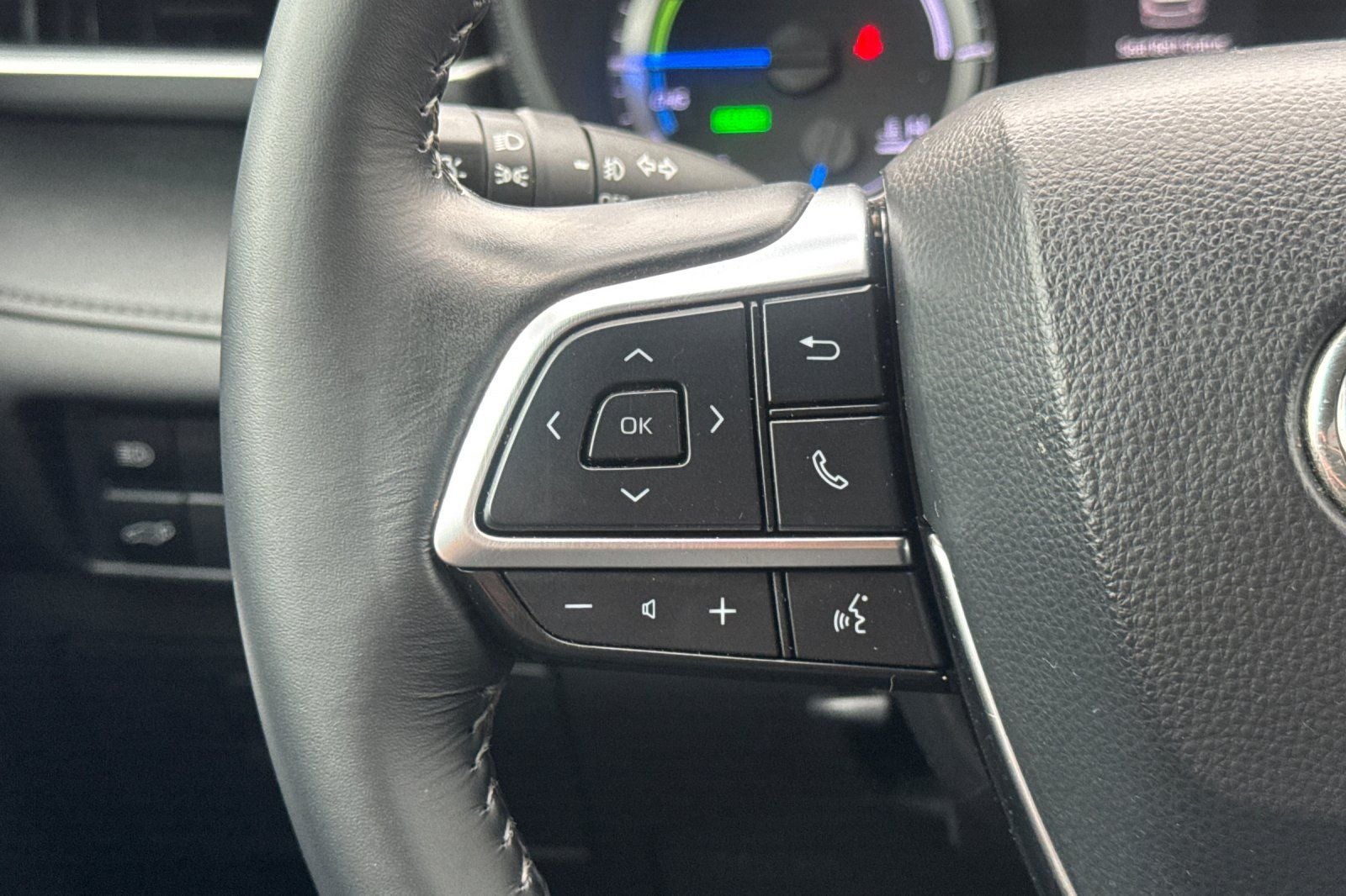 2021 Toyota Highlander Hybrid LE