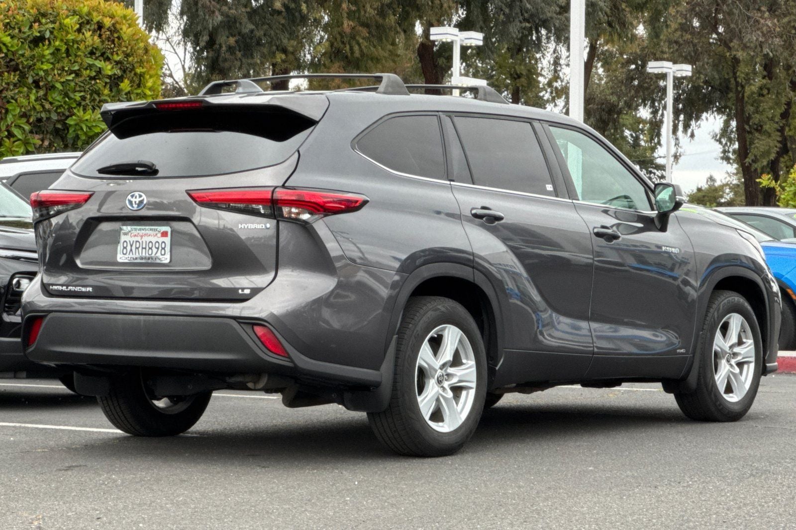2021 Toyota Highlander Hybrid LE