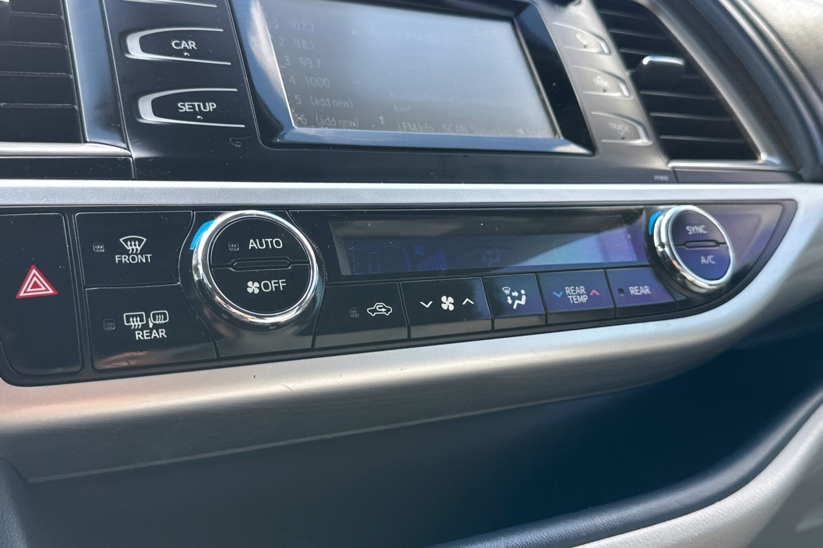 2019 Toyota Highlander Hybrid LE