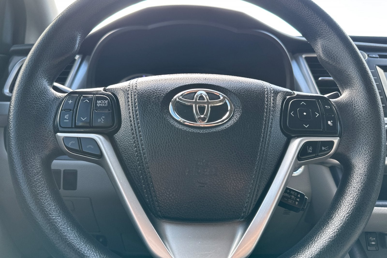2019 Toyota Highlander Hybrid LE