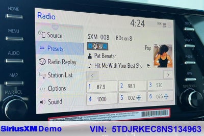 2022 Toyota Sienna XLE