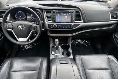 2018 Toyota Highlander SE